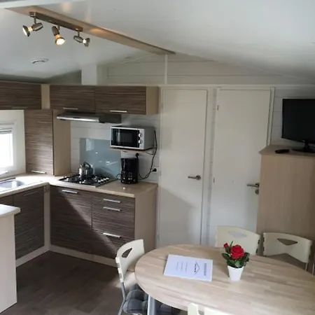 Chaletrent Mobilehomes Ardennen - Bure Camping *
